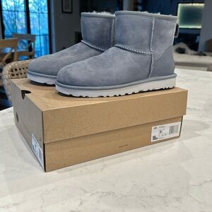 Classic mini II Uggs